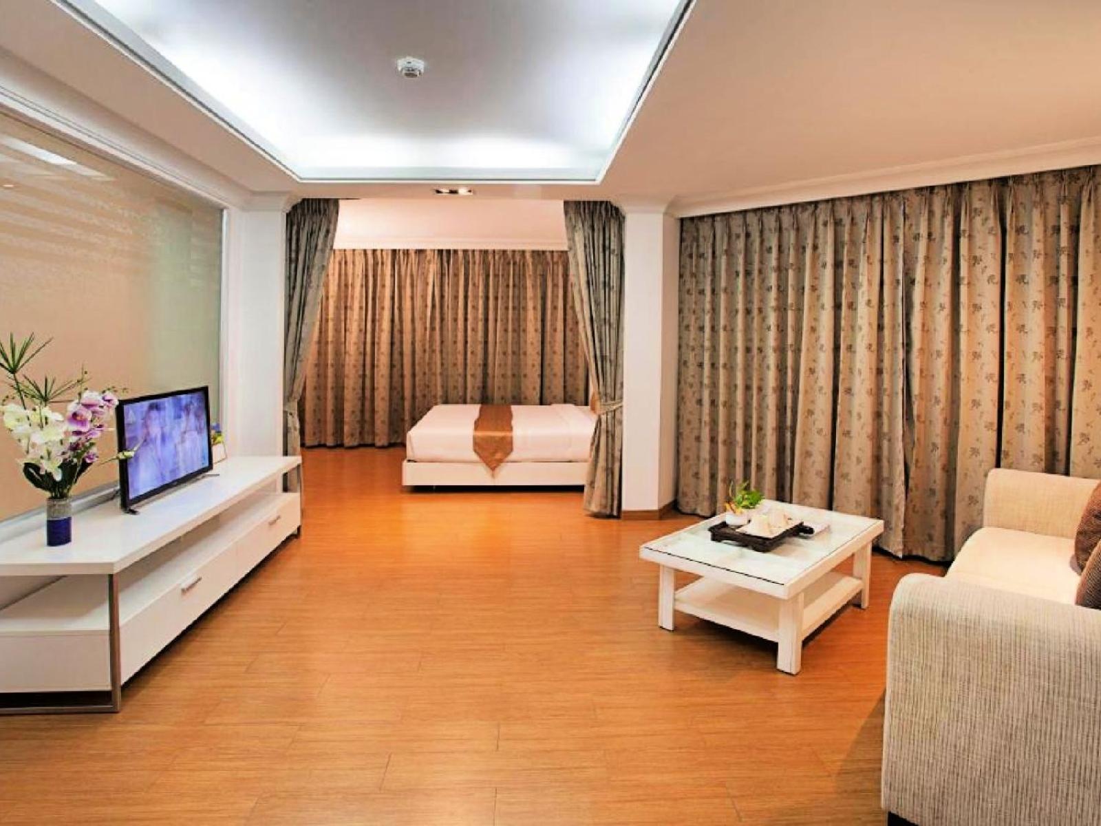 Summit Pavilion Hotel Bangkok Exterior foto